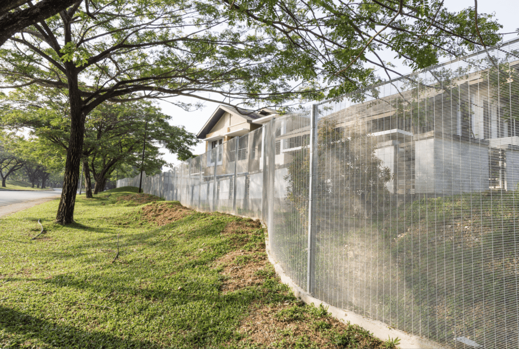 How Security Fencing Contributes To Community Safety