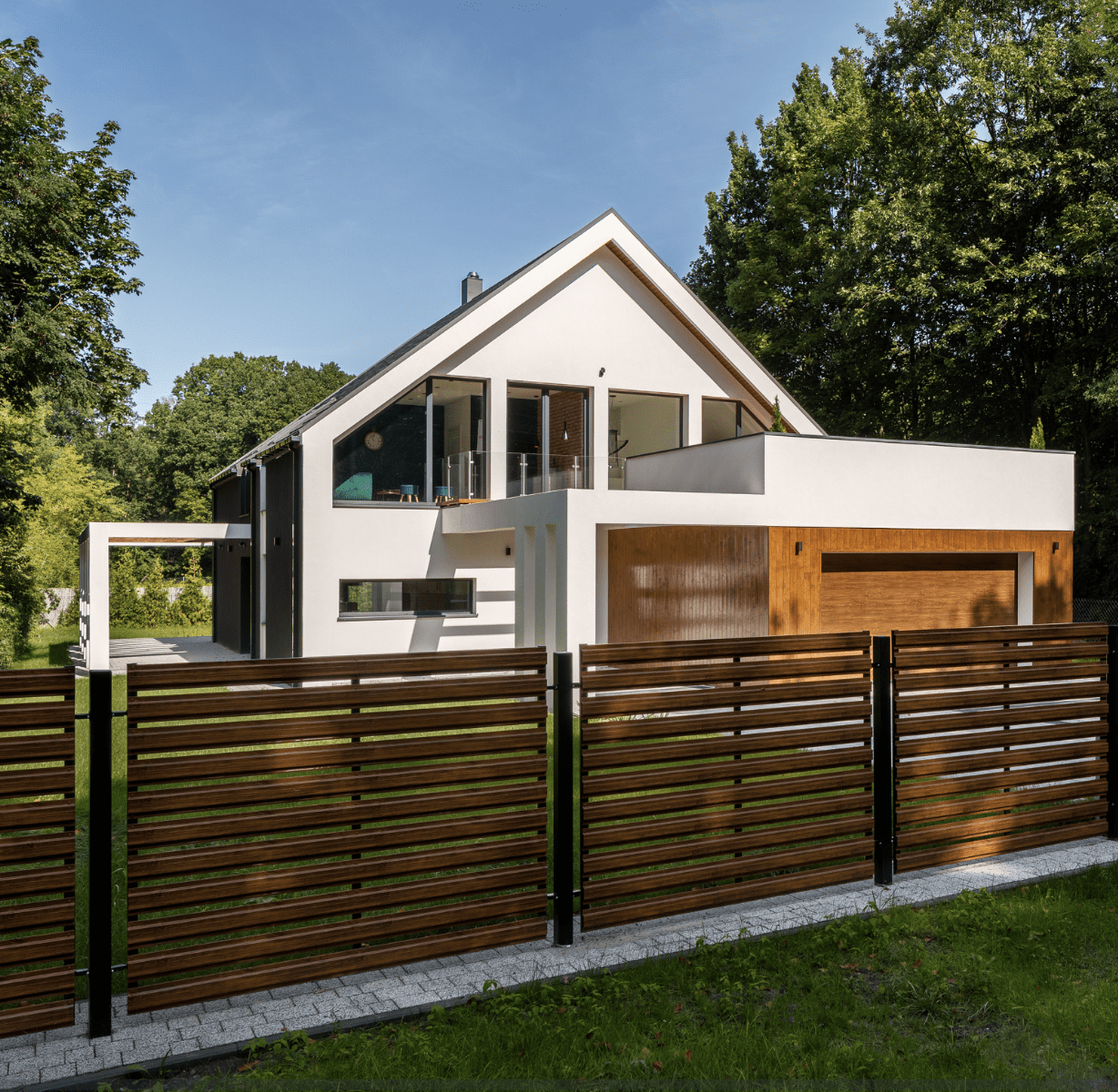 How the Right Fence Can Add £1,000s to Your Property Value in 2024