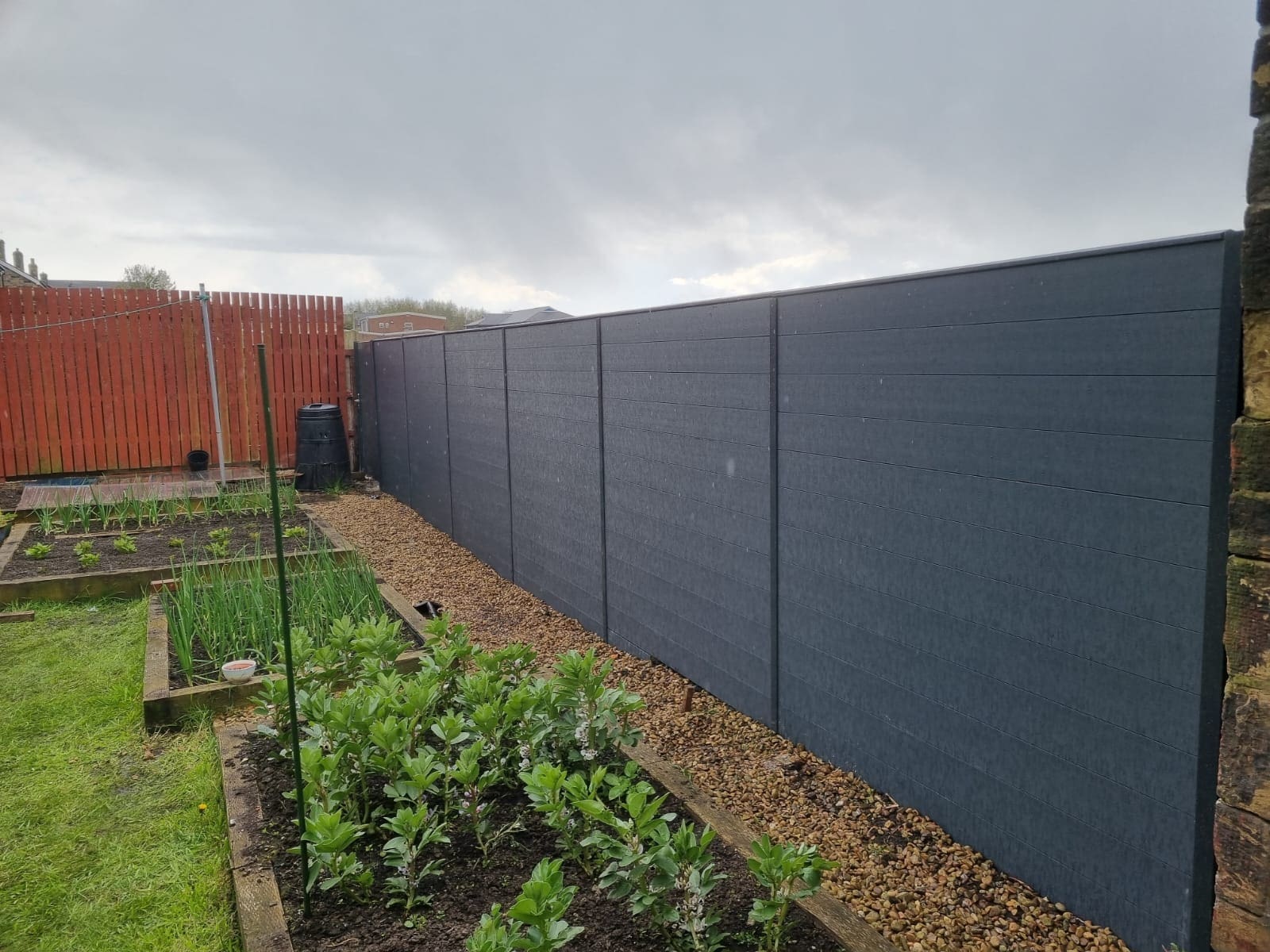 The One Fence Upgrade Everyone in West Yorkshire Is Talking About
