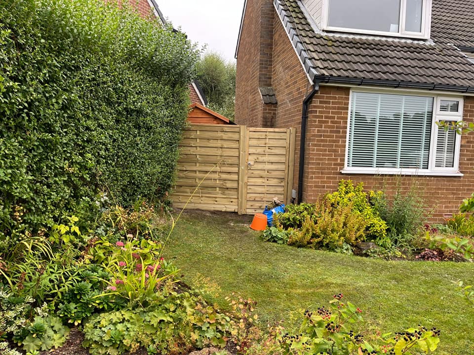 5 Fencing Hacks Every Yorkshire Homeowner Needs Right Now